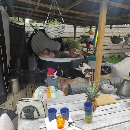 Lodge 